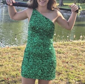 Emerald One-Shoulder Sequin Dress